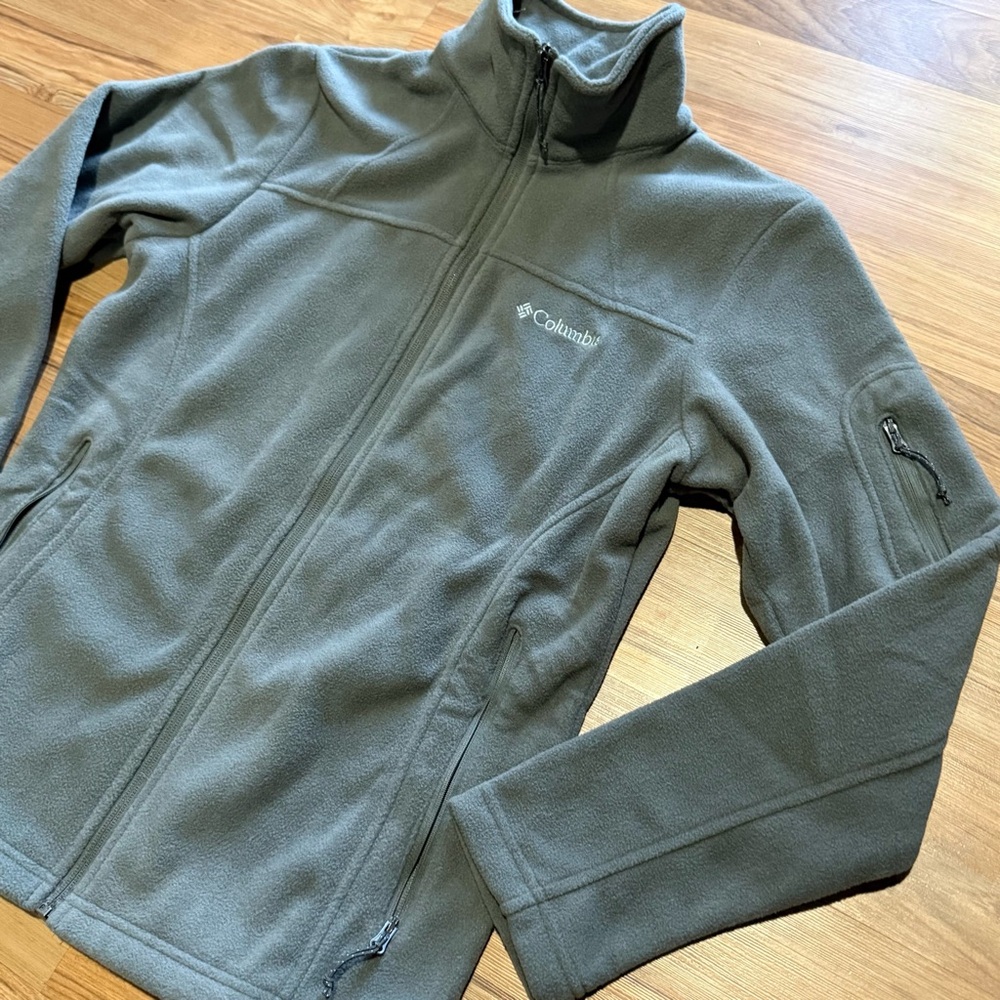 Women’s Columbia Full-Zip Fleece Jacket in Green Size Small NWT